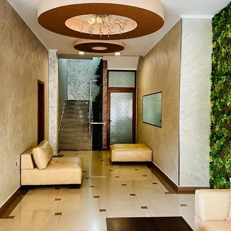 Eos Hotel 2*